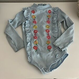 Mini Boden floral swimsuit, size 3-4Y. In great condition!